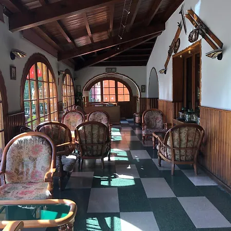 Hotel De La Gloria 3*