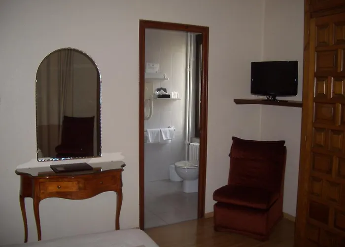 De La Gloria Hotel 3*