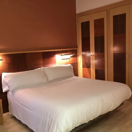 酒店 De La Gloria 3*